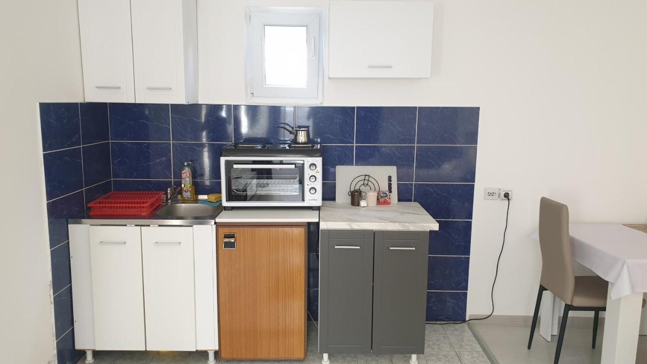 Apartman Sava Ni Dış mekan fotoğraf