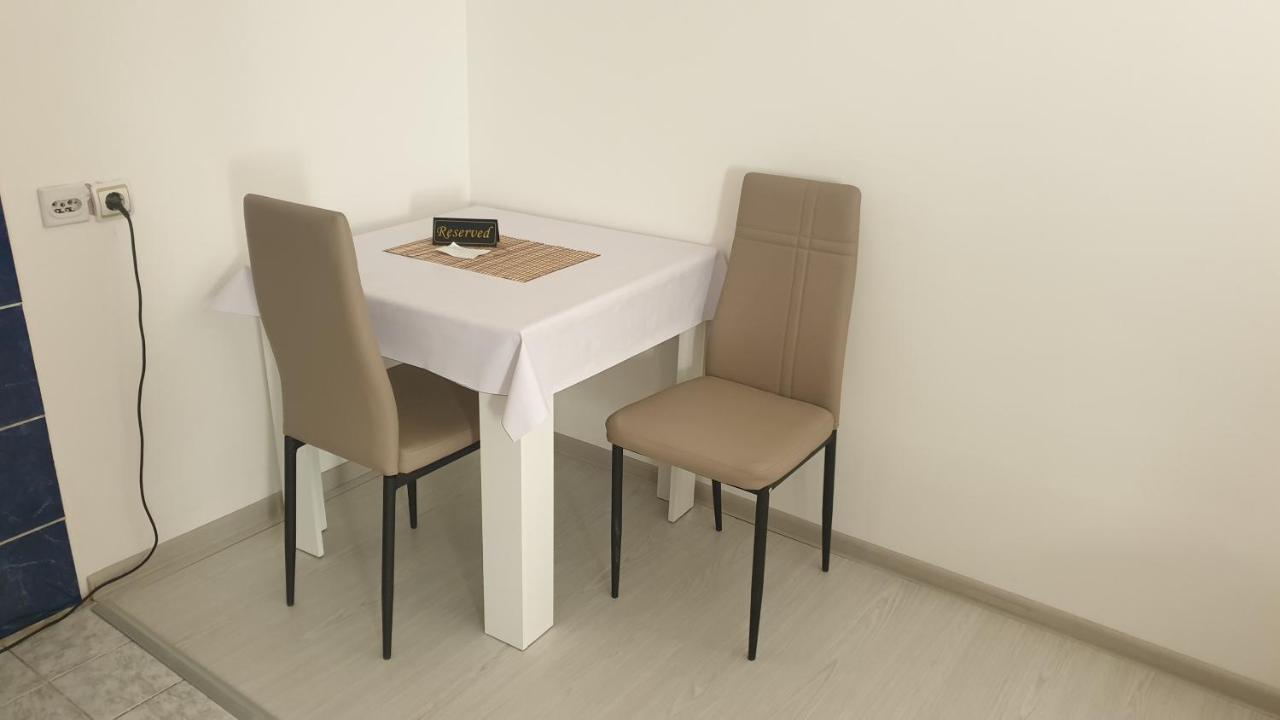 Apartman Sava Ni Dış mekan fotoğraf